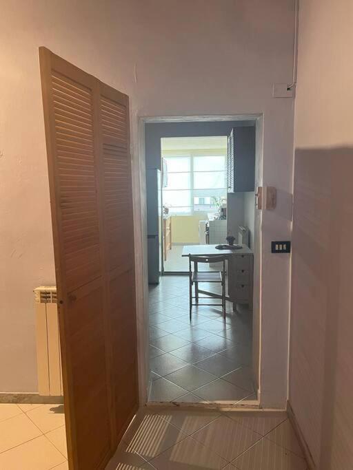 Appartamento In Centro A Ливорно Экстерьер фото